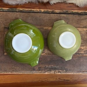 Vintage PYREX Cinderella nesting bowls 444 443 vintage green mixing